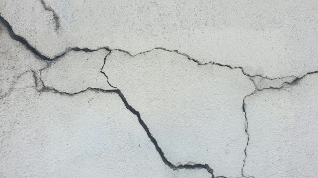 concrete crack
